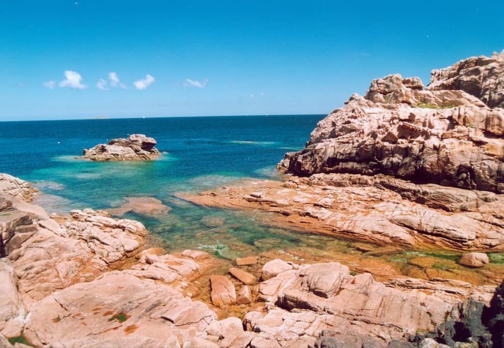 Maison - Villa Bord De Mer, Cote De Granit Rose Perros-Guirec Exteriör bild