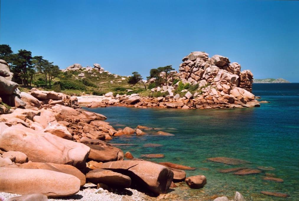 Maison - Villa Bord De Mer, Cote De Granit Rose Perros-Guirec Exteriör bild