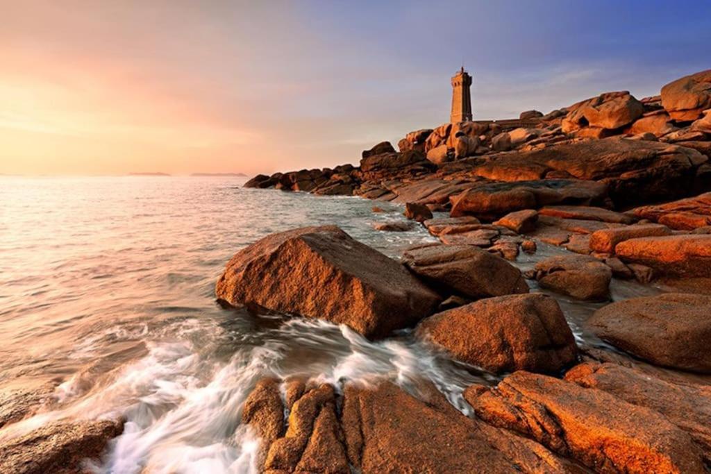 Maison - Villa Bord De Mer, Cote De Granit Rose Perros-Guirec Exteriör bild