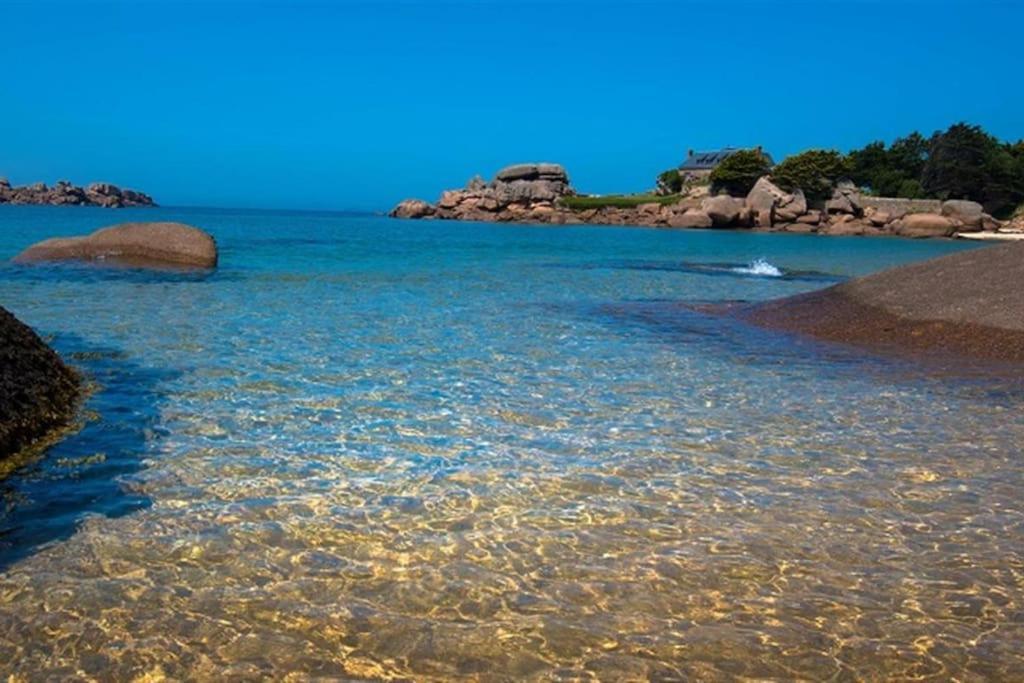 Maison - Villa Bord De Mer, Cote De Granit Rose Perros-Guirec Exteriör bild